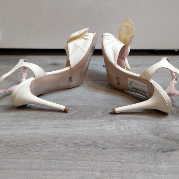 TED Baker Heevia Moire Satin Bow Heeled Sandals Sz 39/US9 - Picture 5 of 8